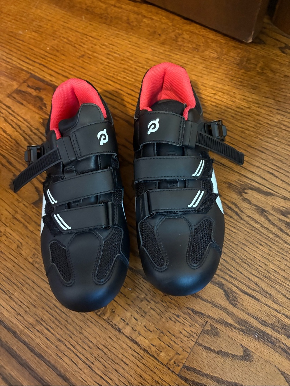 Peloton Cycling Shoes Size 40 – US Men’s 7 / Women’s 9 – Cleats Included